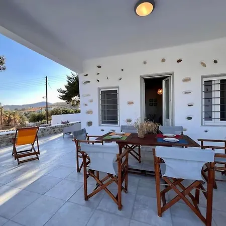 Dall'egeo παραδοσιακό κυκλαδίτικο σπίτι *