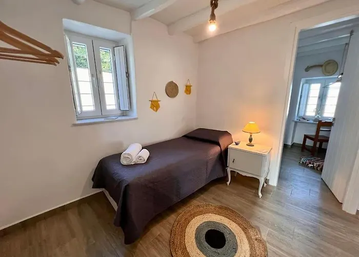 Dall'egeo παραδοσιακό κυκλαδίτικο σπίτι *